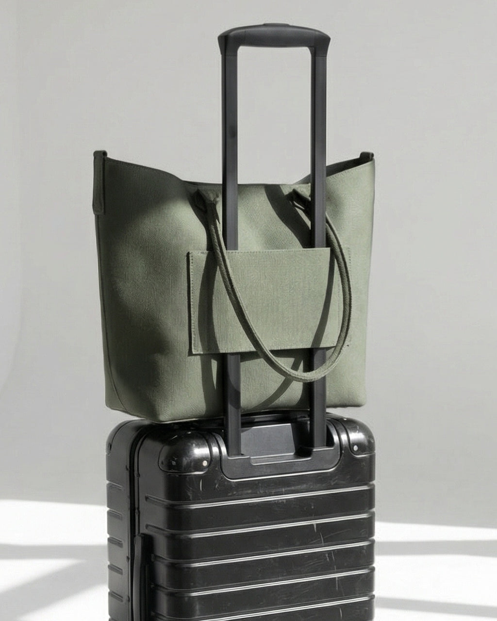 Colossi Tote