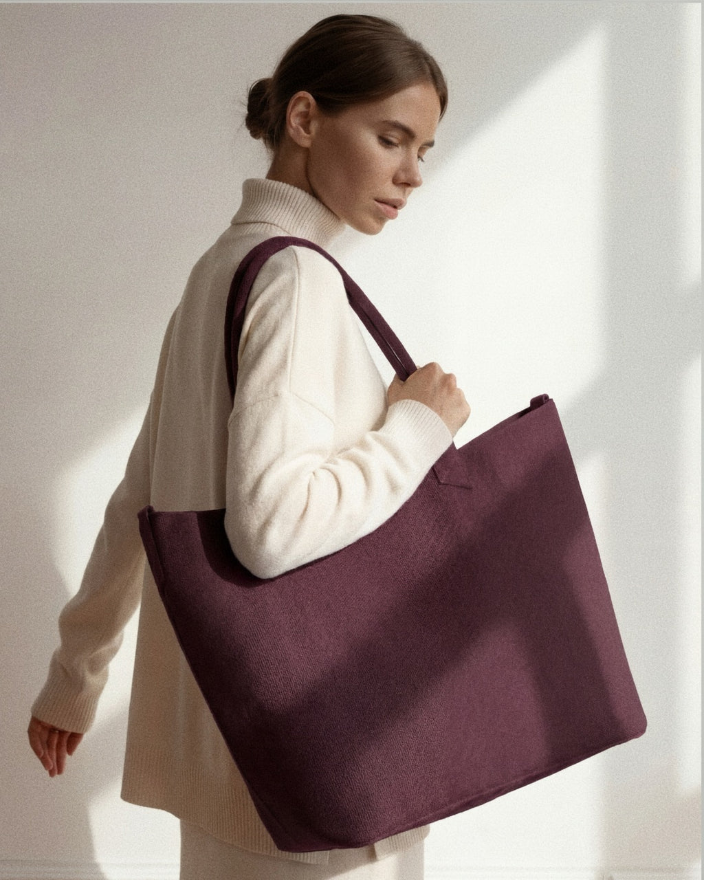 Colossi Tote