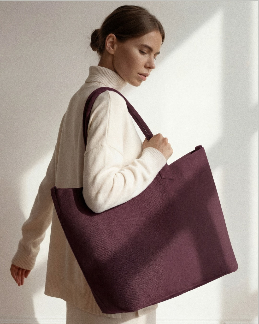 Colossi Tote